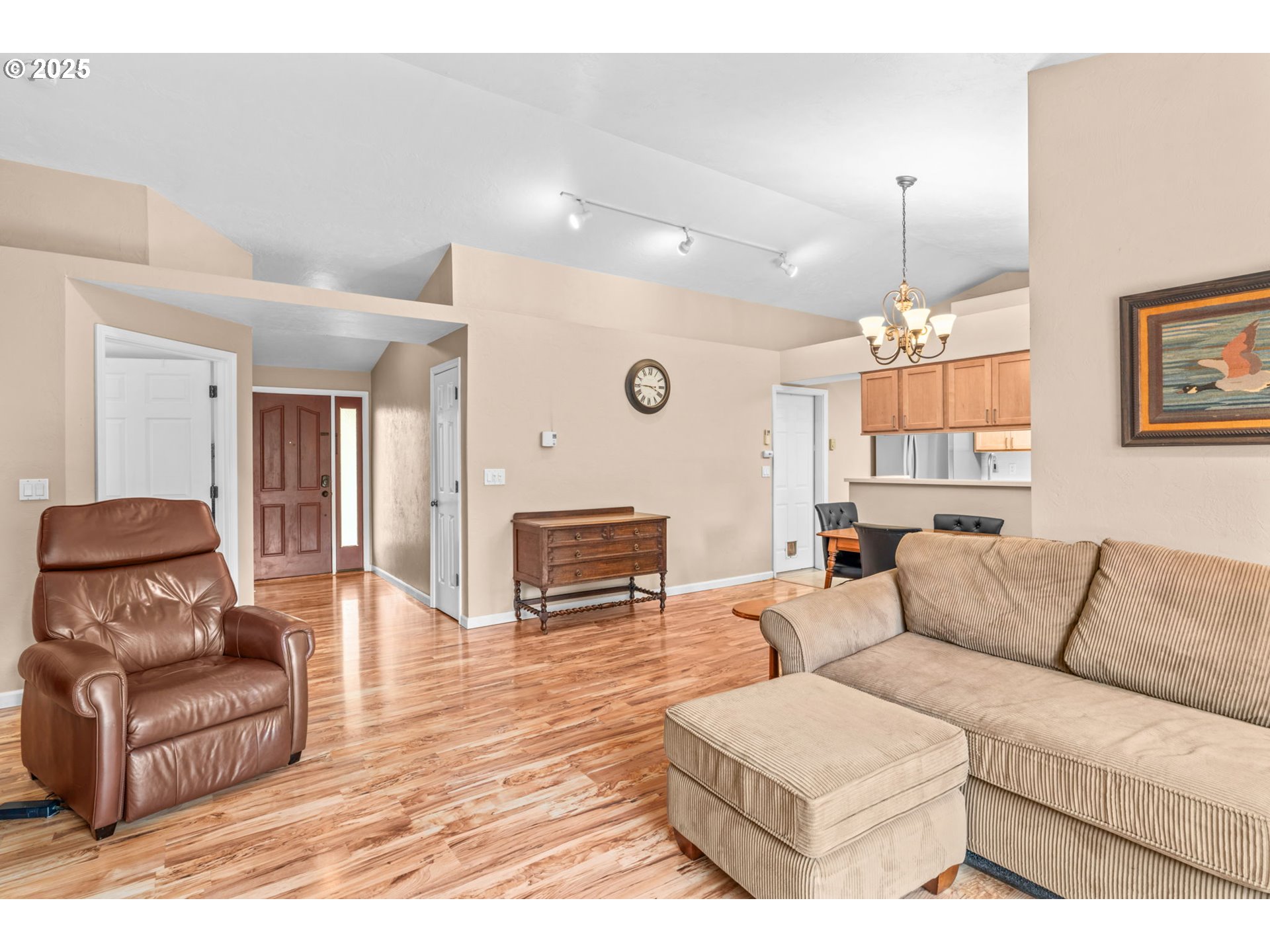 2180 Southeast Madison Street Albany, OR 97322 - Photo 9 of 28 a living room with furniture and a fireplace