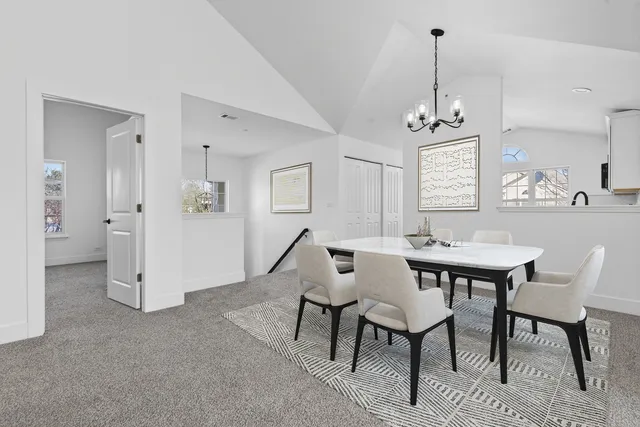 $365,000 | 403 Cromwell Circle, Unit 2, Bartlett, IL 60103