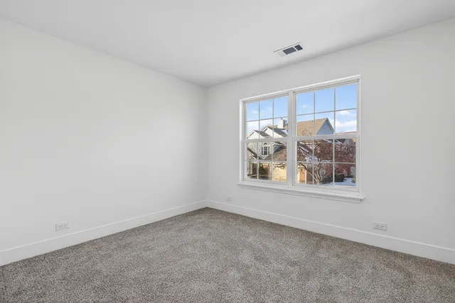 $365,000 | 403 Cromwell Circle, Unit 2, Bartlett, IL 60103