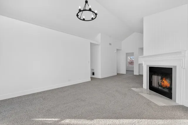 $365,000 | 403 Cromwell Circle, Unit 2, Bartlett, IL 60103