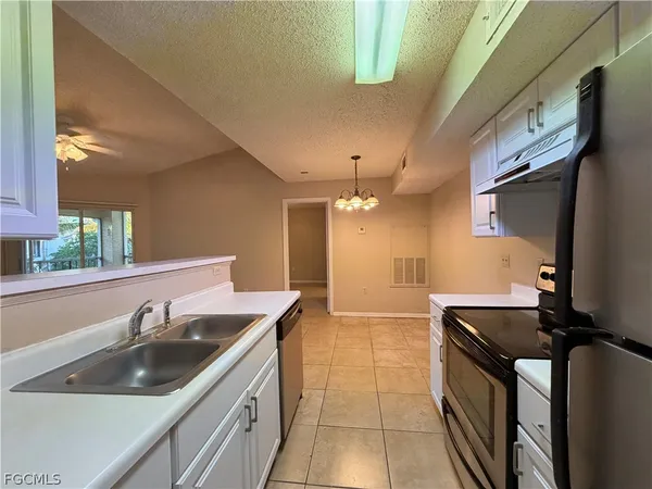 $1,195 | 12561 Equestrian Circle, Unit 804, Fort Myers, FL 33907