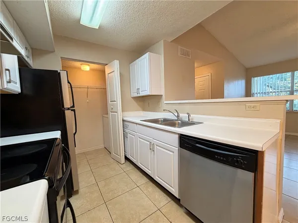 $1,195 | 12561 Equestrian Circle, Unit 804, Fort Myers, FL 33907