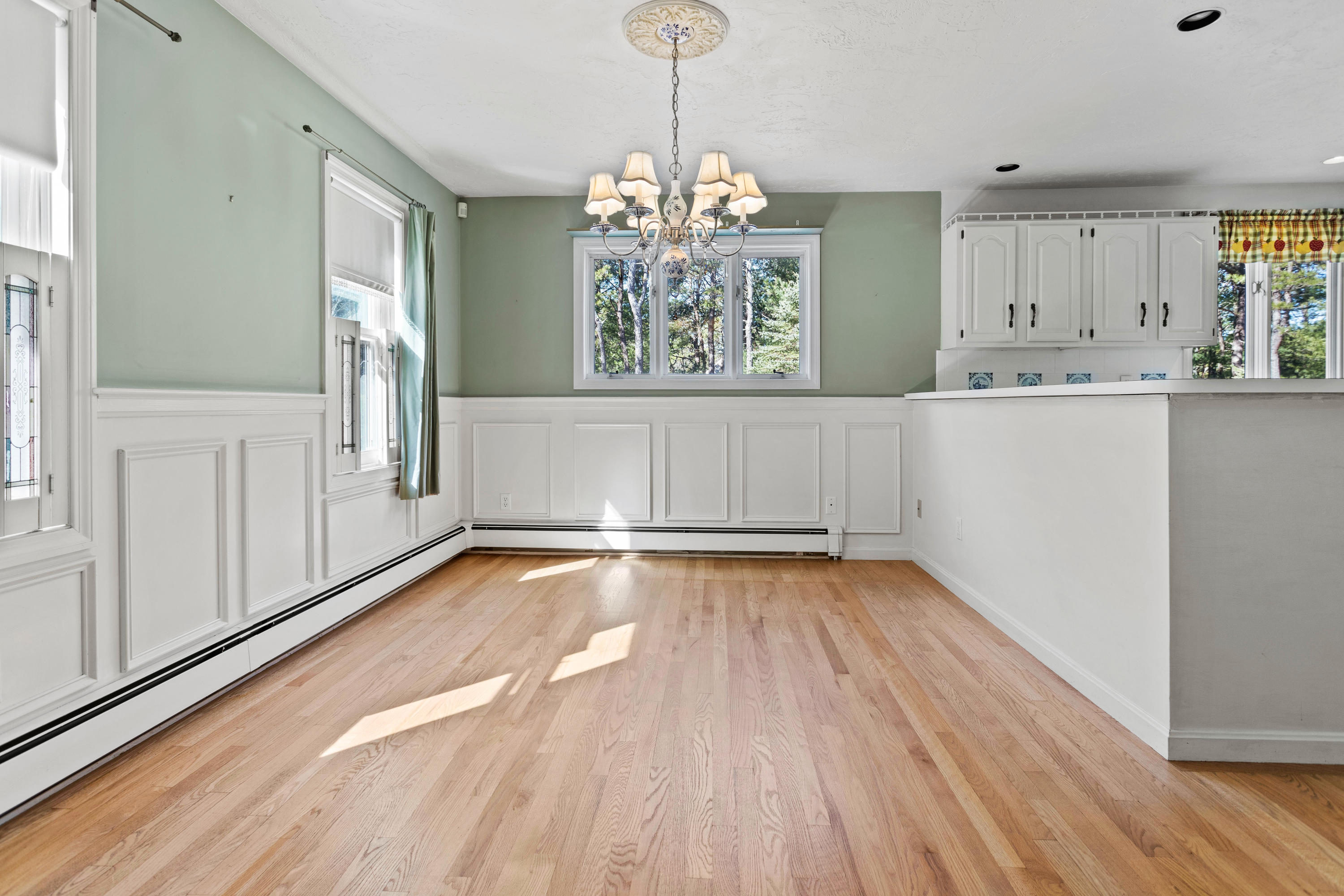 98 Sampsons Mill Road Mashpee, MA 02649 - Photo 8 of 32 7
