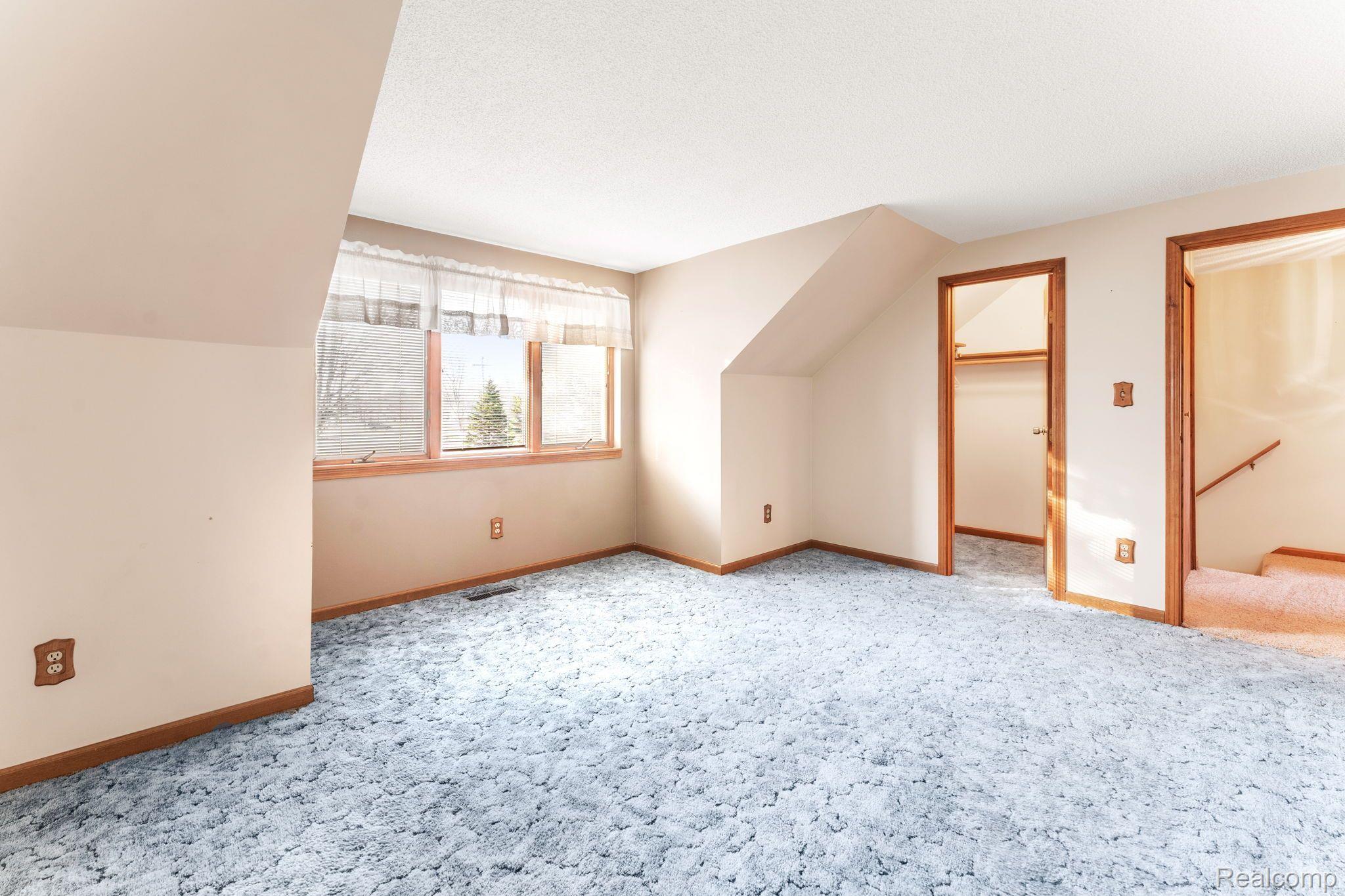 9212 West Albain Road Ida, MI 48140 - Photo 37 of 46 BEDROOM #3 SECOND FLOOR