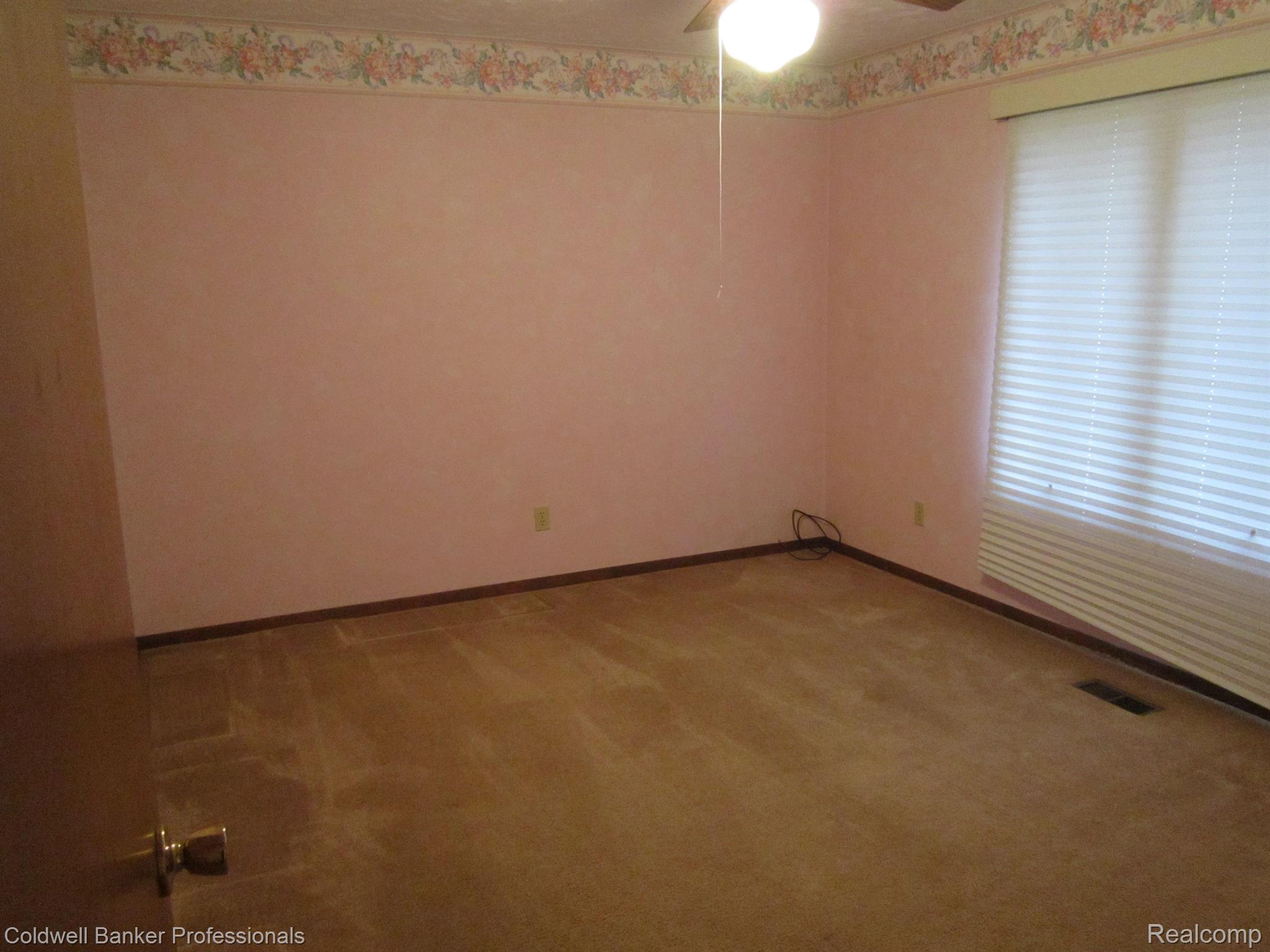 12281 White Lake Road Fenton, MI 48430 - Photo 12 of 35 Gallery Image 12