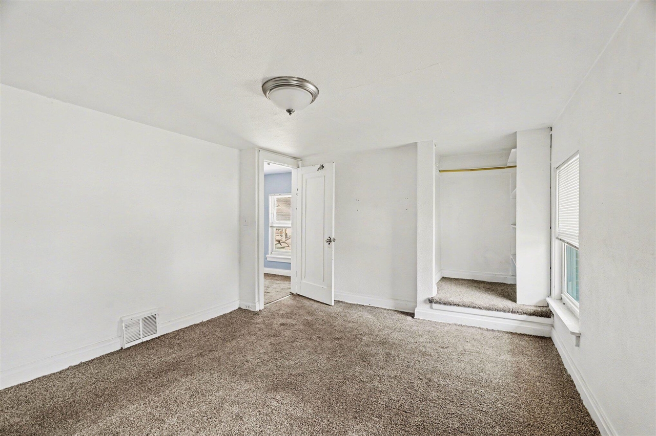 224-226 Maple Street Parchment, MI 49004 - Photo 12 of 20