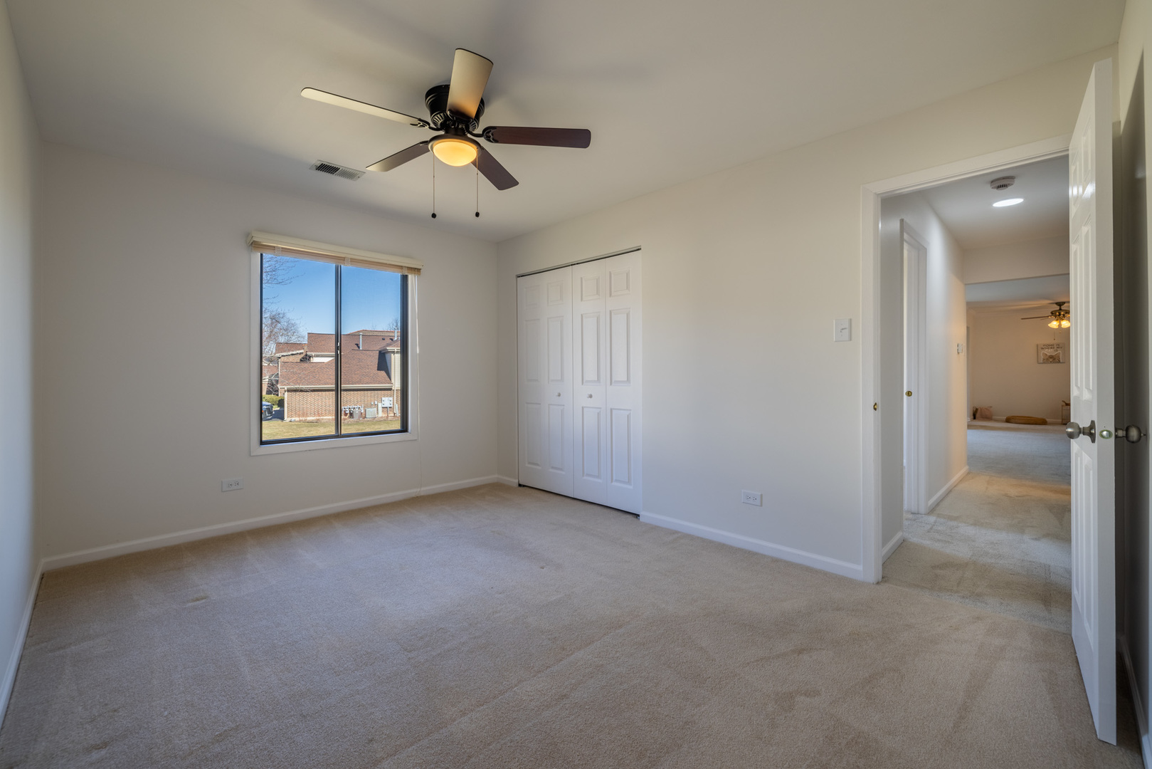 886 Coach Road, Unit 2 Palatine, IL 60074 - Photo 16 of 21 Gallery Image 16