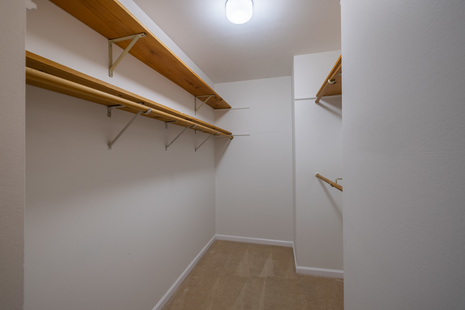 886 Coach Road, Unit 2 Palatine, IL 60074 - Photo 17 of 21 Gallery Image 17