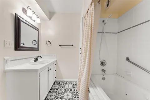 $349,000 | 1214 9th Street, Lake Charles, LA 70601