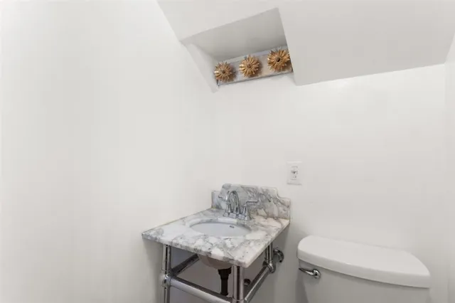 $339,000 | 1214 9th Street, Lake Charles, LA 70601