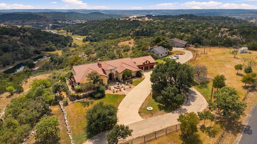 370 Ranch House Road Kerrville, TX 78028 - Photo 14 of 38 Gallery Image 14