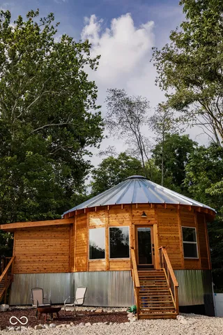 $1,300,000 | 2710 Highway 32, Crawfordsville, IN 47933