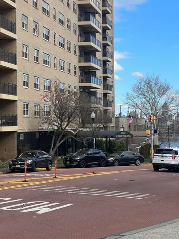 $285,000 | 7100 Boulevard East, Unit 5E, Guttenberg, NJ 07093