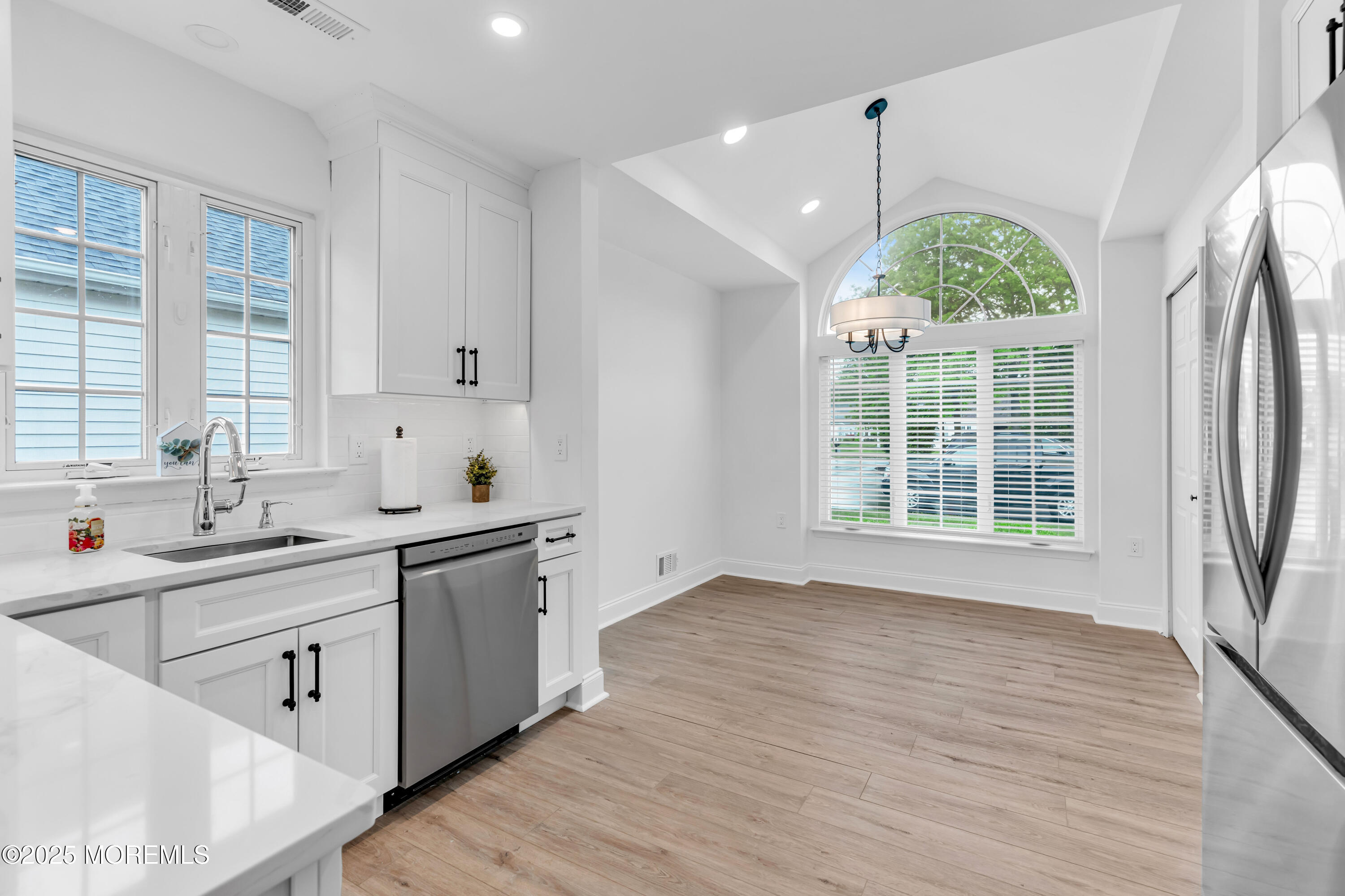 27 Angus Court Jackson, NJ 08527 - Photo 2 of 37 003_dsc03203_654