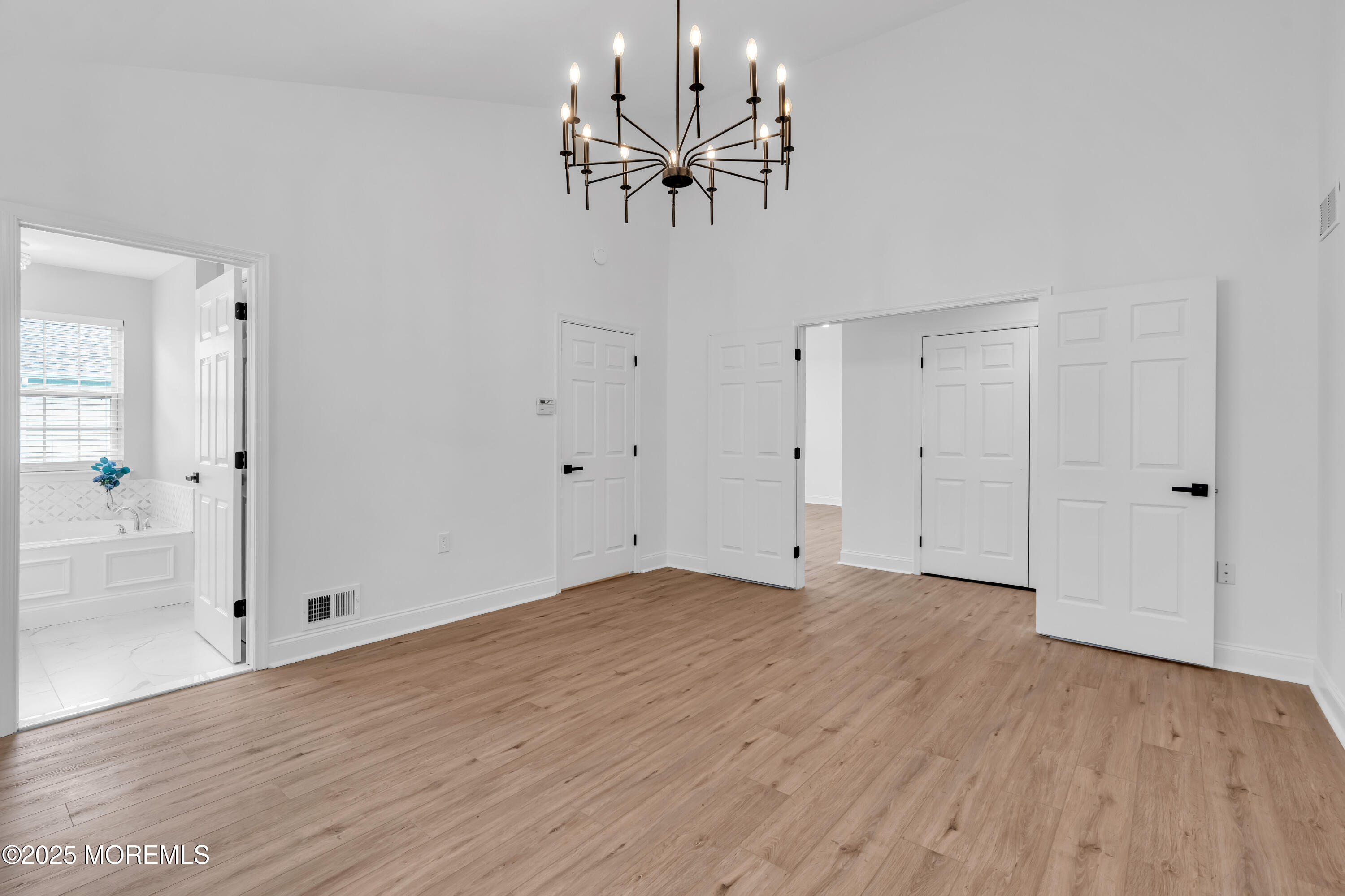 27 Angus Court Jackson, NJ 08527 - Photo 22 of 37 026_dsc03313_497