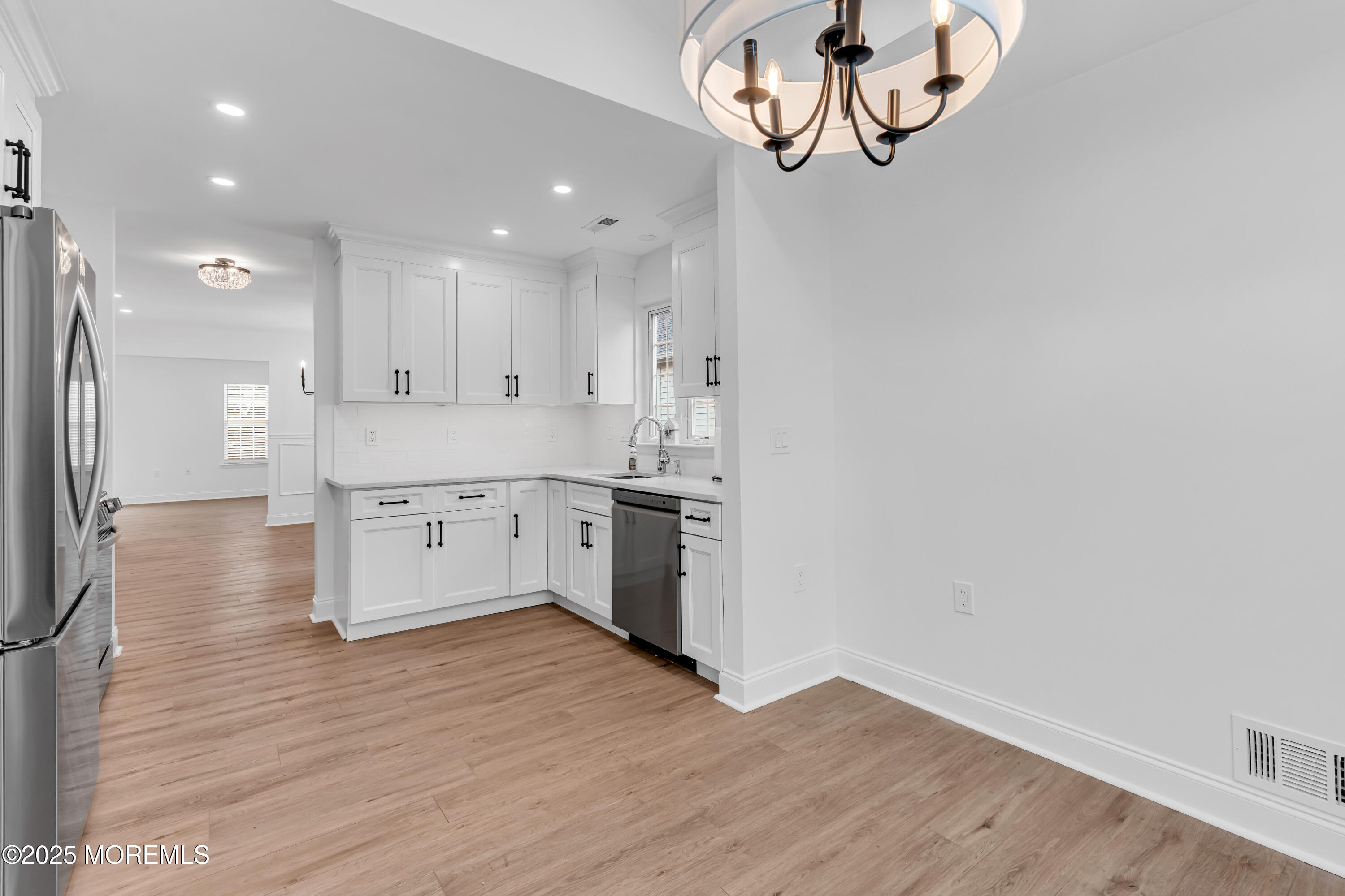 27 Angus Court Jackson, NJ 08527 - Photo 6 of 37 008_dsc03228_373