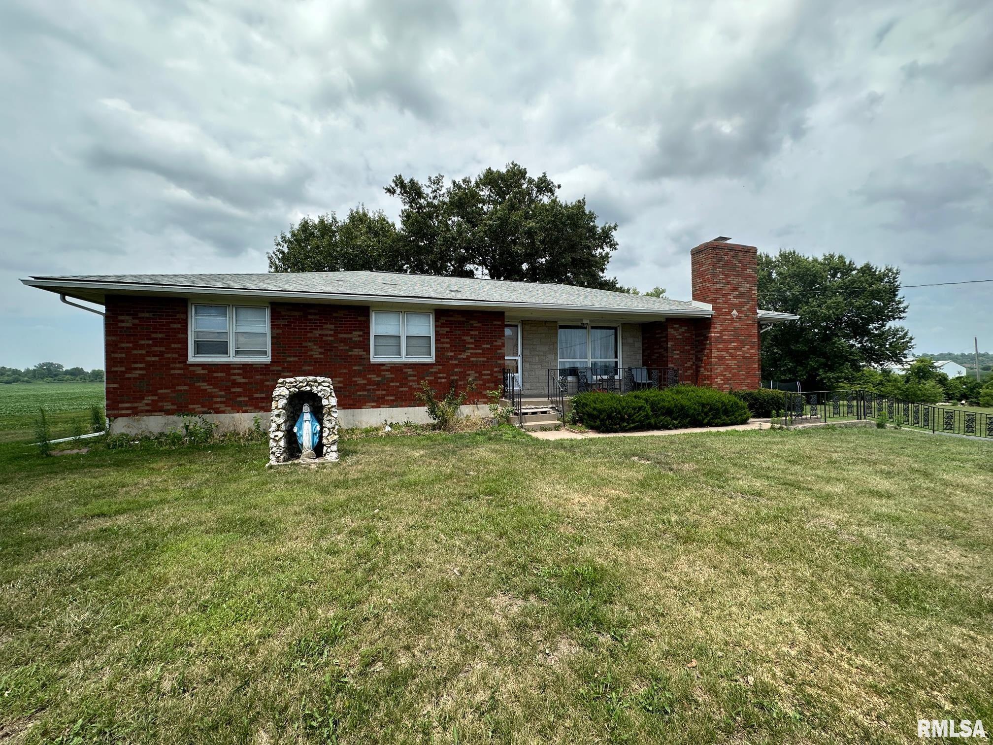 623 West Radio Road Quincy, IL 62305 - Photo 4 of 22 Gallery Image 4