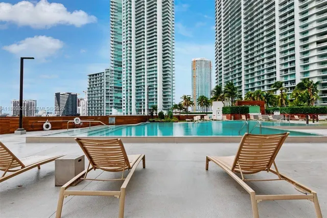 $4,700 | 350 South Miami Avenue, Unit 3501, Miami, FL 33130