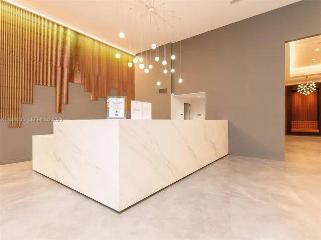 $4,700 | 350 South Miami Avenue, Unit 3501, Miami, FL 33130