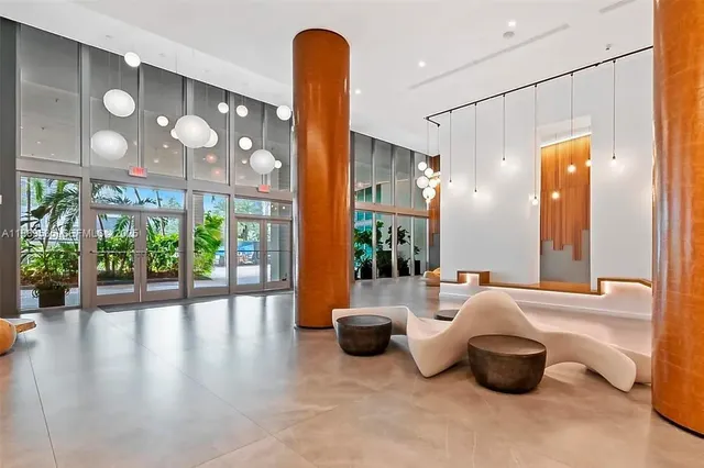 $4,700 | 350 South Miami Avenue, Unit 3501, Miami, FL 33130