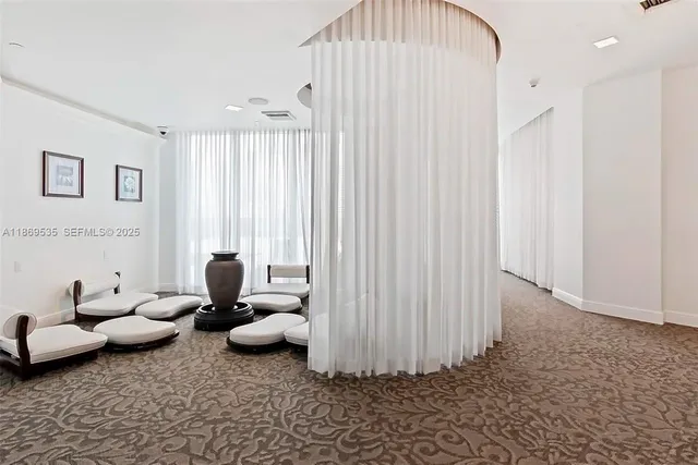 $4,700 | 350 South Miami Avenue, Unit 3501, Miami, FL 33130