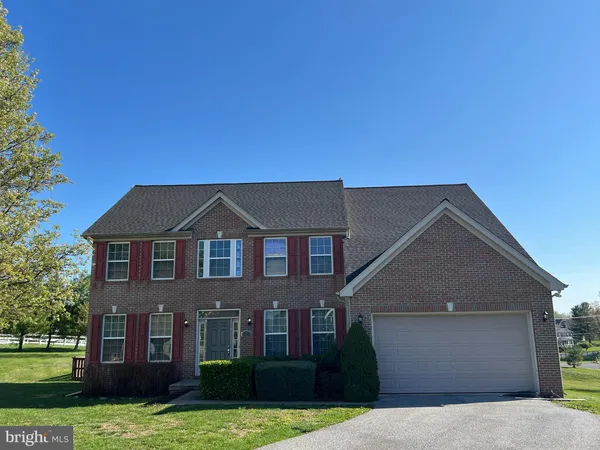 $499,900 | 42 Decatur Drive, Bunker Hill, WV 25413