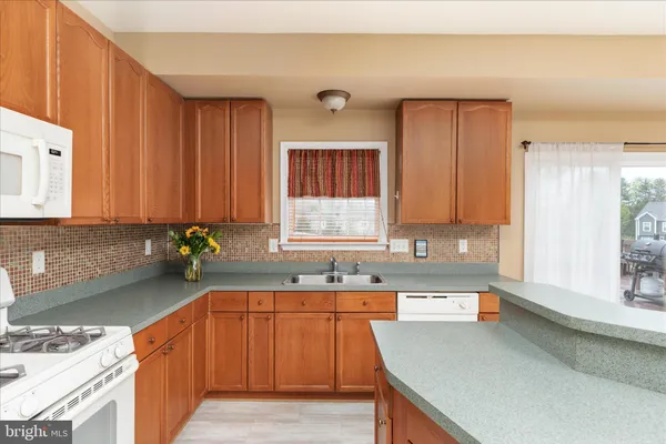 $499,900 | 42 Decatur Drive, Bunker Hill, WV 25413