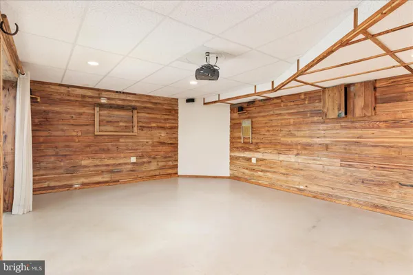 $499,900 | 42 Decatur Drive, Bunker Hill, WV 25413