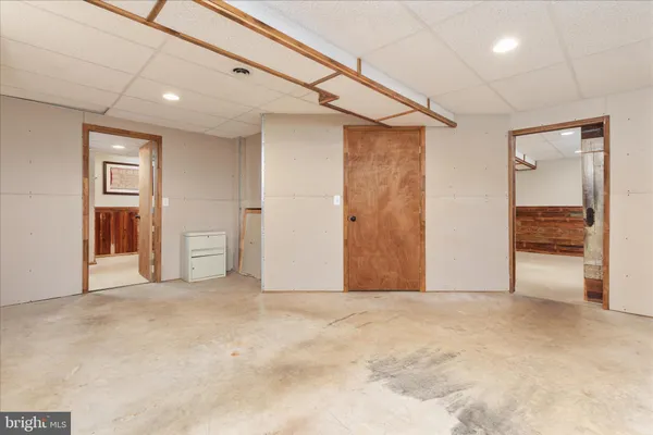 $499,900 | 42 Decatur Drive, Bunker Hill, WV 25413