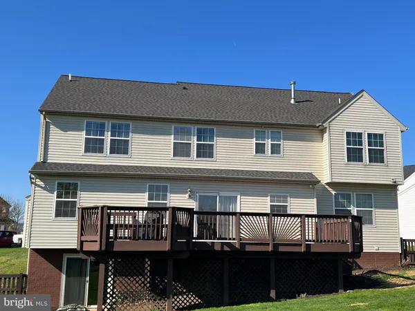 $499,900 | 42 Decatur Drive, Bunker Hill, WV 25413