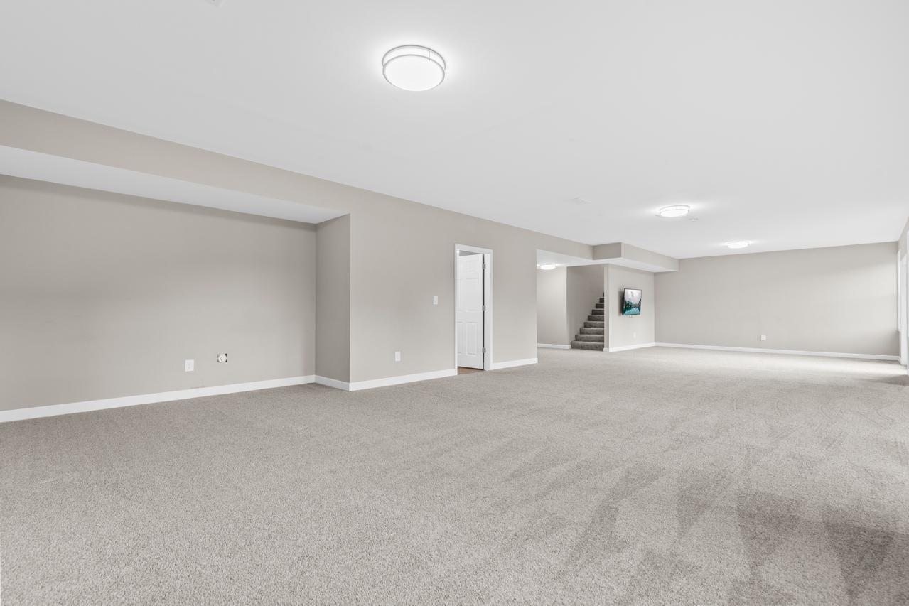 16894 Reeder Ridge Eden Prairie, MN 55347 - Photo 52 of 64