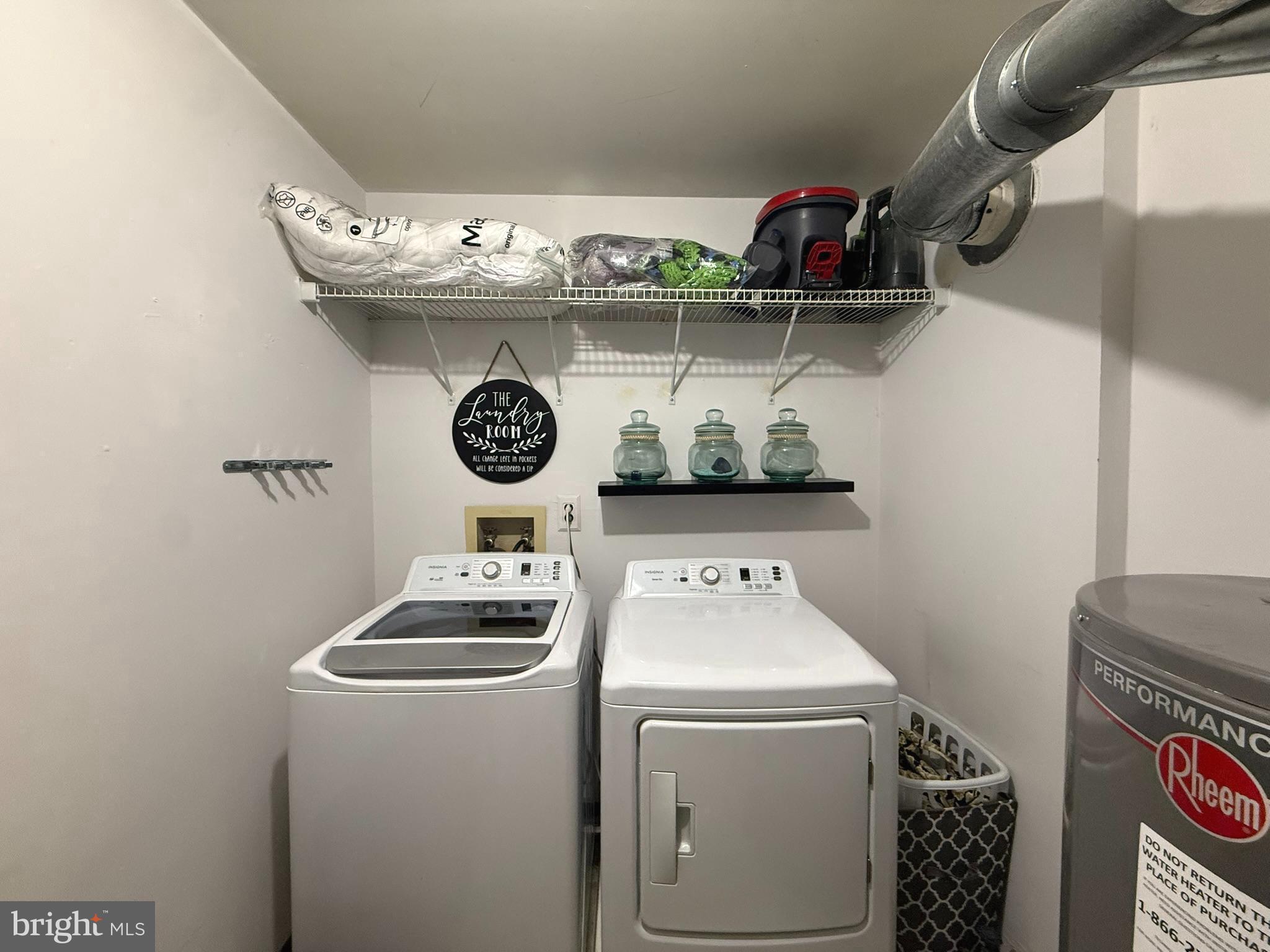 12 Juniper Way Hamilton, NJ 08619 - Photo 13 of 18 a utility room with dryer and washer