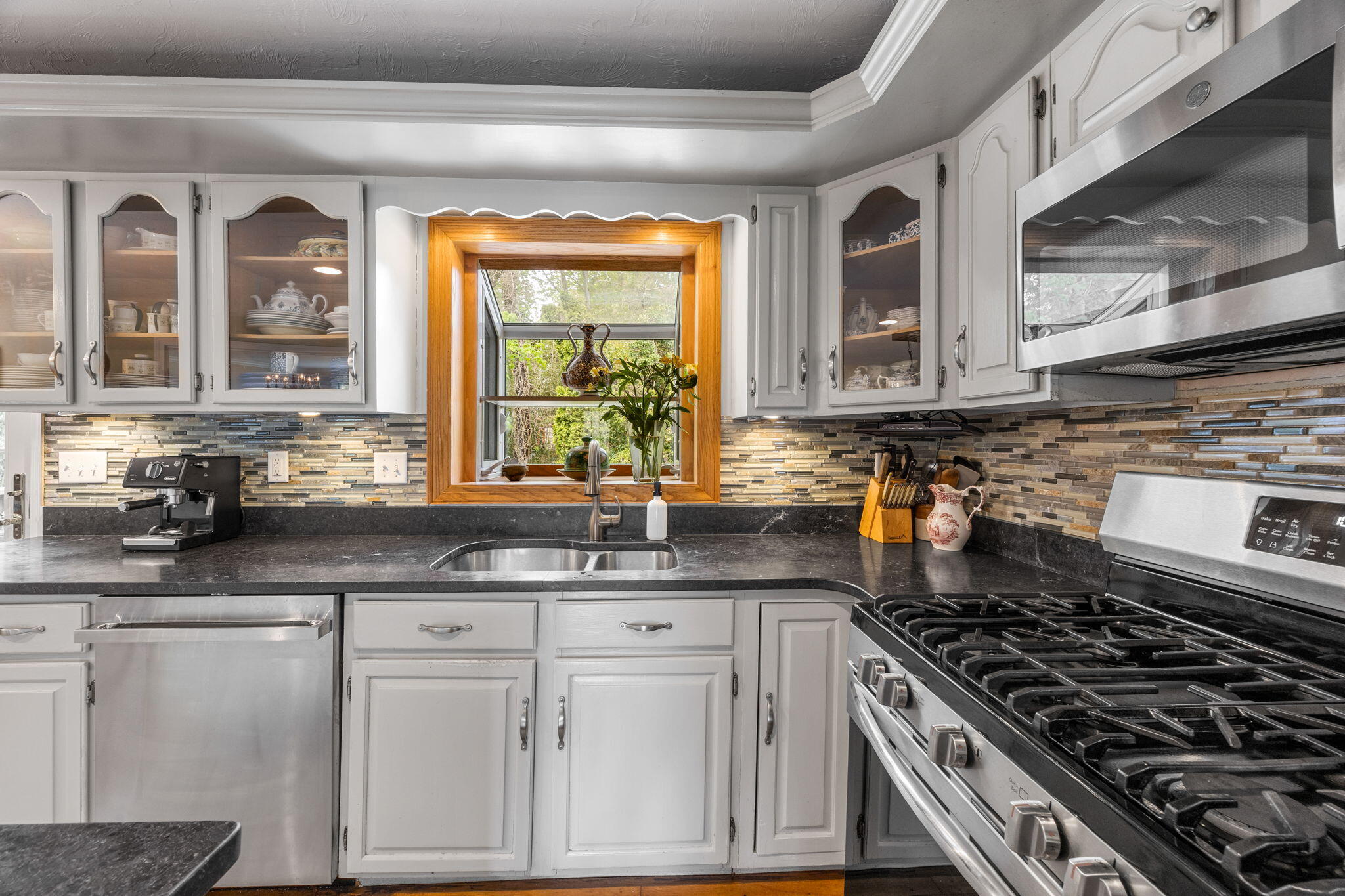 1120 Shore Road Pocasset, MA 02559 - Photo 34 of 93 28-web-or-mls-1120-shore-rd
