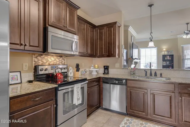 $245,000 | 100 Newshire Drive, Broussard, LA 70518