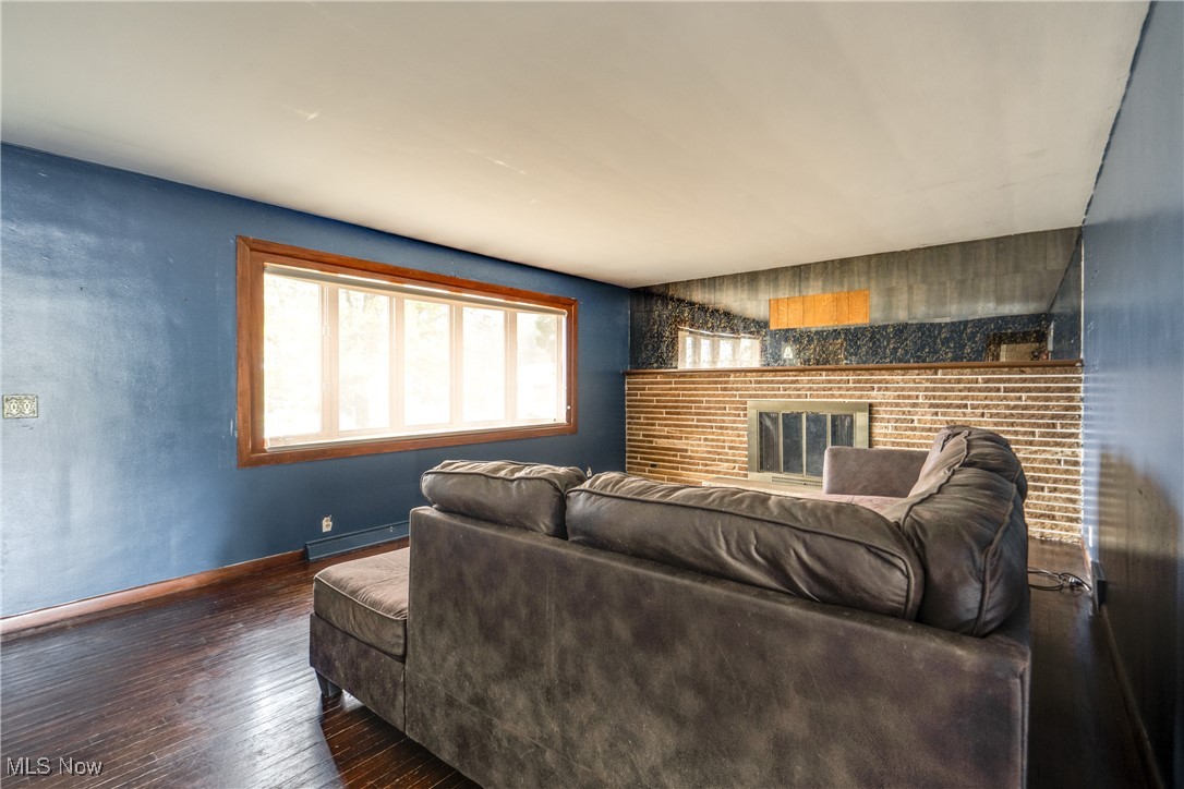 1246 Raff Road Southwest Canton, OH 44710 - Photo 5 of 24 Gallery Image 5
