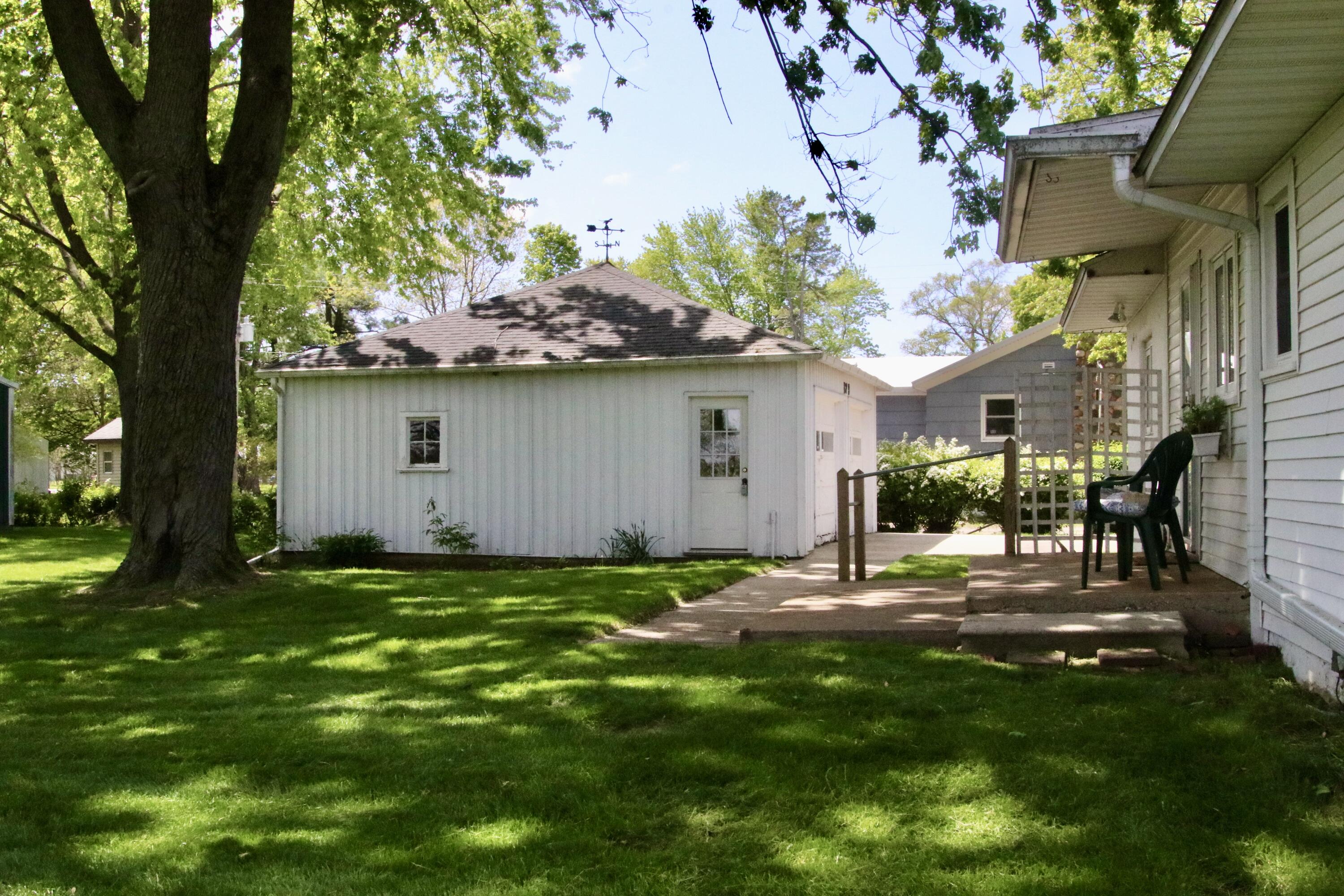879 West Chicago Road Bronson, MI 49028 - Photo 7 of 66 IMG_4037