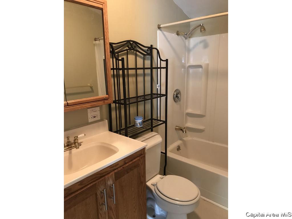 2270 South 10th Street Springfield, IL 62703 - Photo 11 of 15 Gallery Image 11
