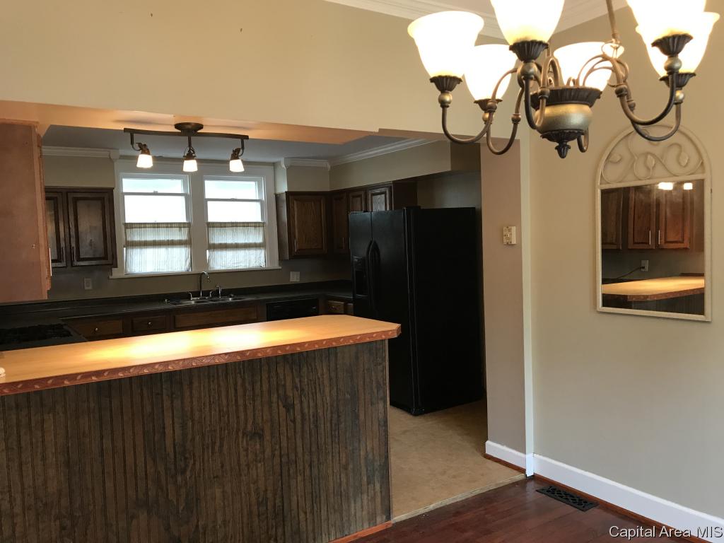 2270 South 10th Street Springfield, IL 62703 - Photo 8 of 15 Gallery Image 8