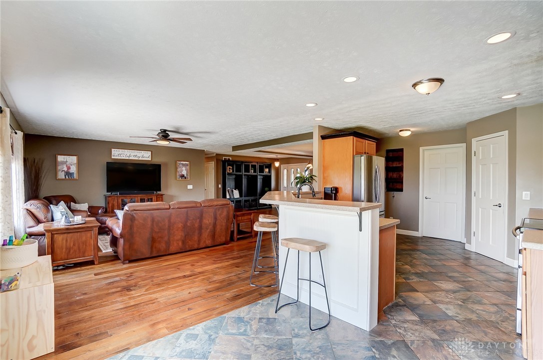 341 Rangeline Road Russia, OH 45363 - Photo 10 of 52 Gallery Image 10