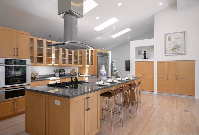 $7,350,000 | 495 Santa Rosa Lane, Montecito, CA 93108