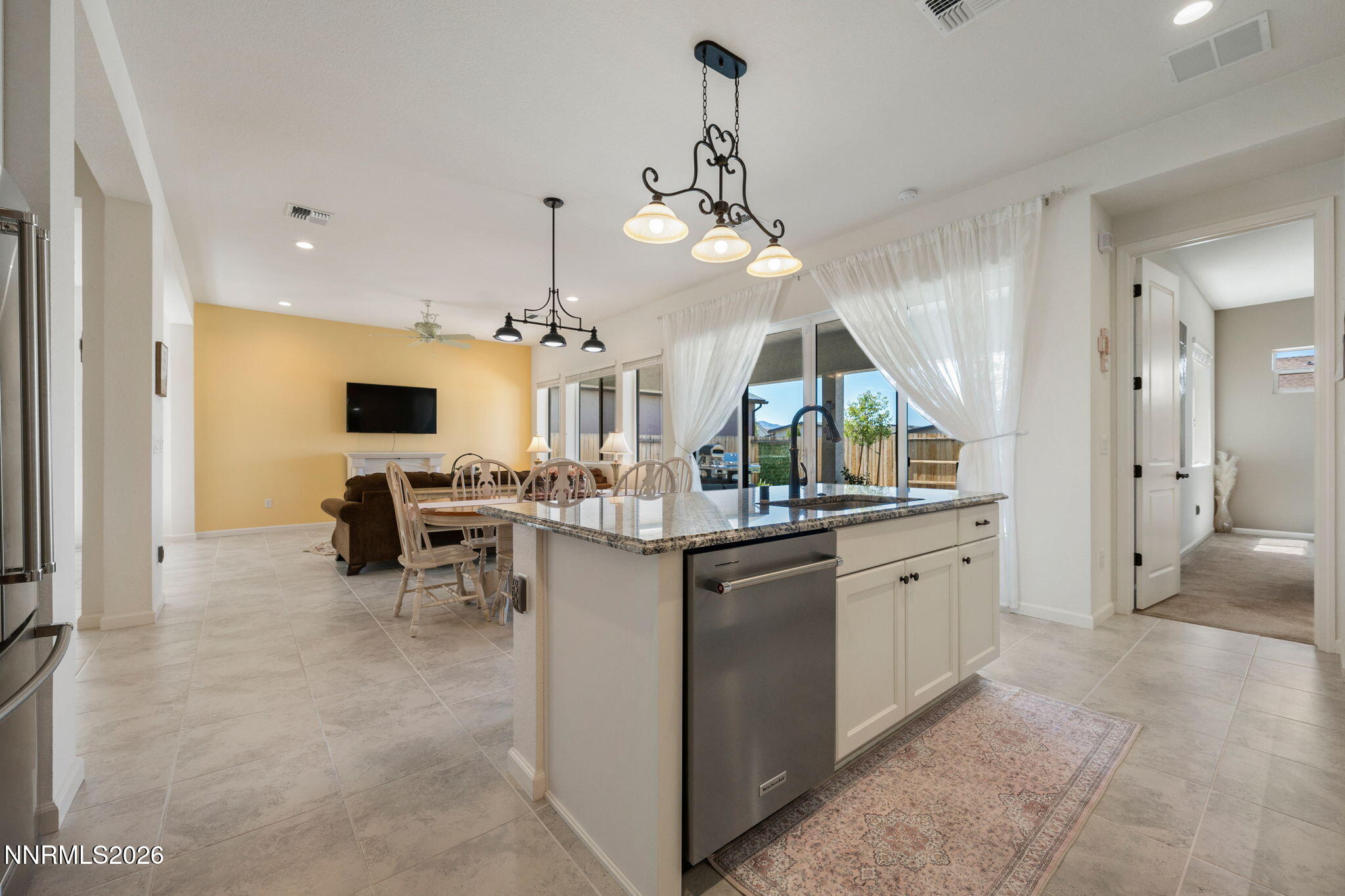 2233 Paint Horse Drive Reno, NV 89521 - Photo 6 of 55 kitchen