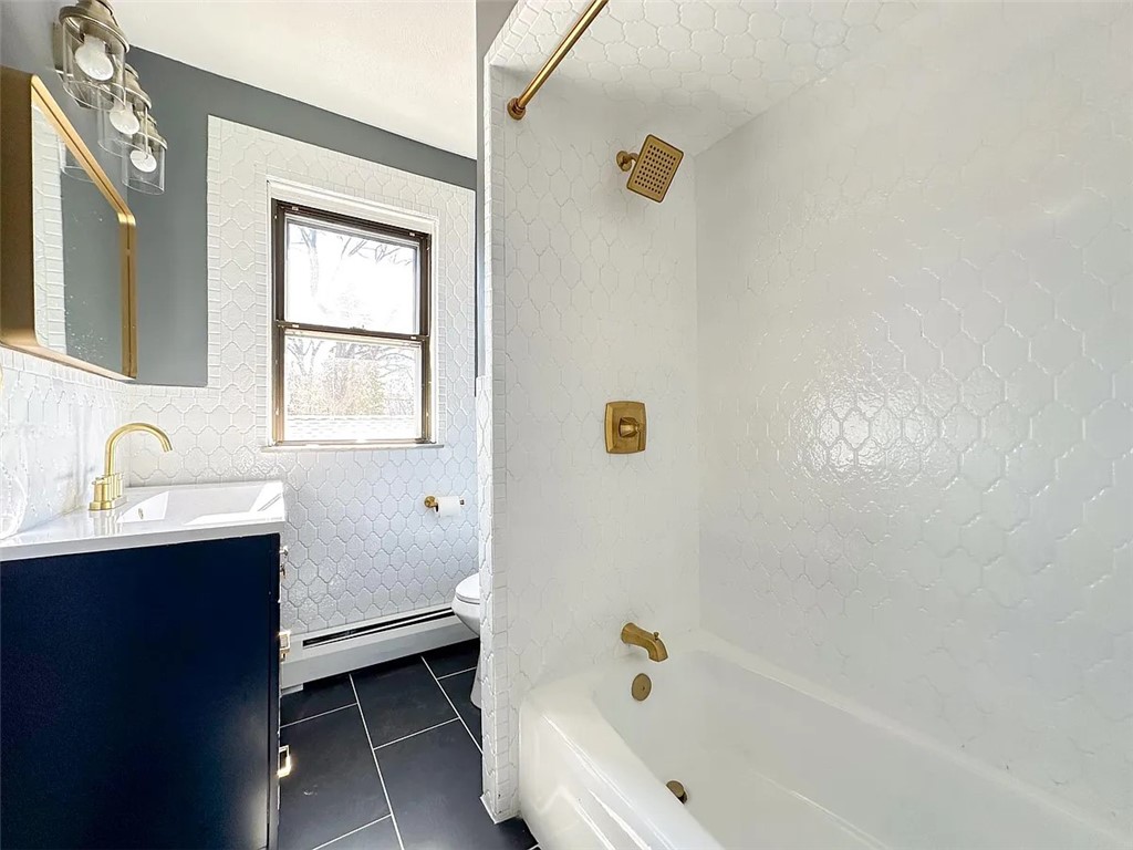 48 Waltham Street Pawtucket, RI 02860 - Photo 13 of 16