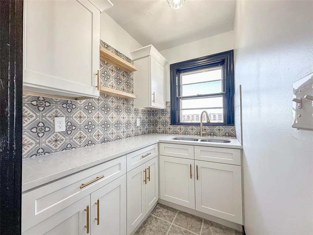 48 Waltham Street Pawtucket, RI 02860 - Photo 5 of 16