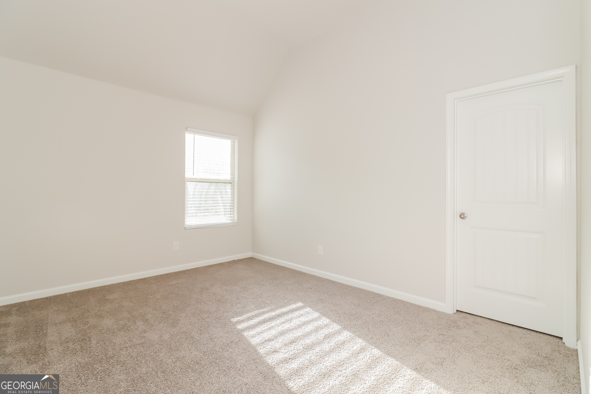 194 Randy Way Dallas, GA 30132 - Photo 11 of 17 an empty room with a window