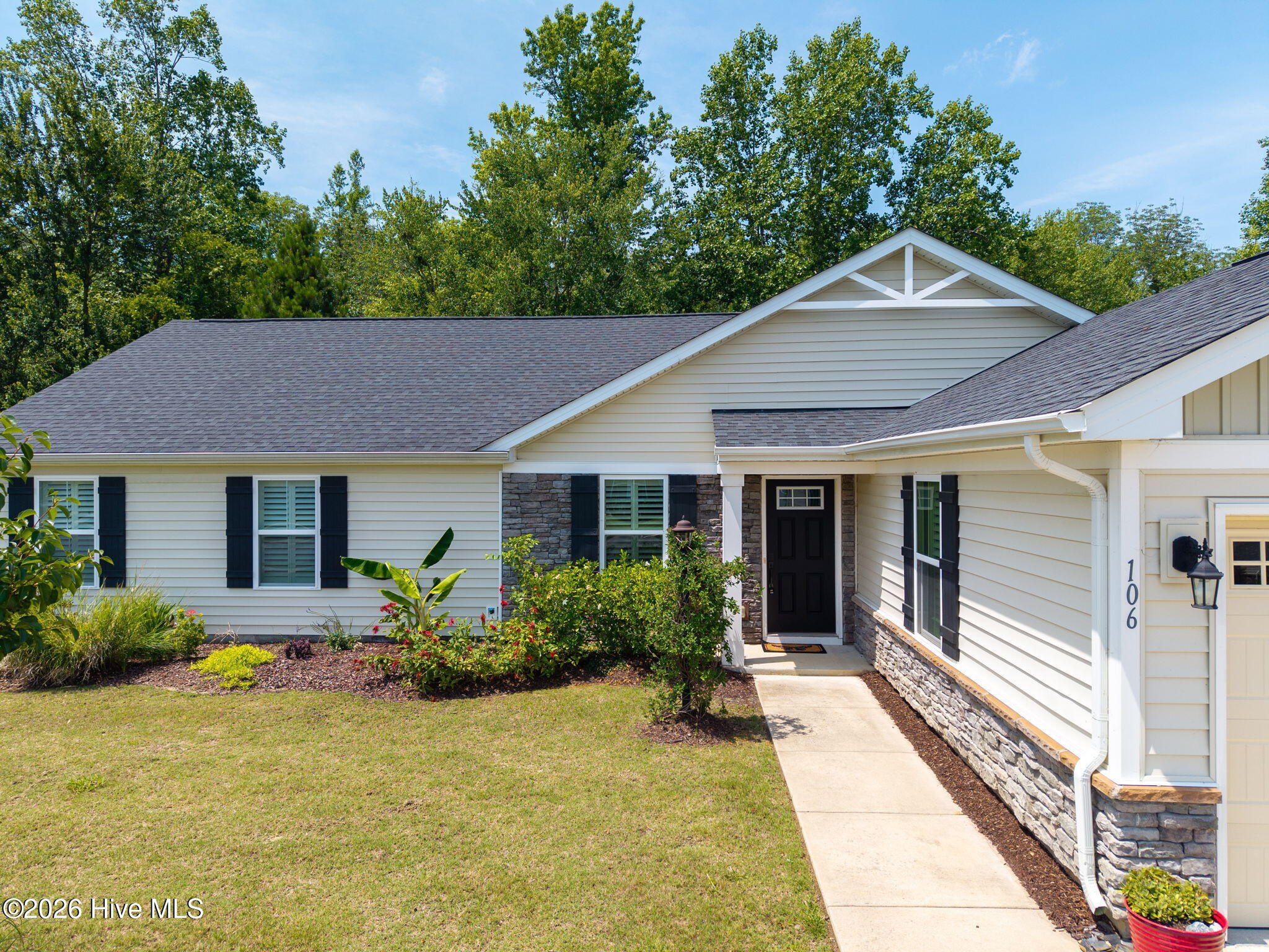 106 Hidden View Loop Moyock, NC 27958 - Photo 3 of 32