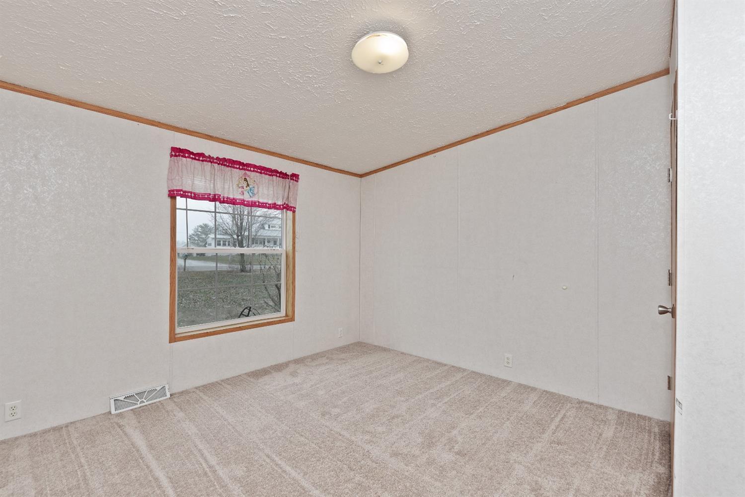 2444 Cherry Fork Road Winchester, OH 45697 - Photo 14 of 29 Gallery Image 14