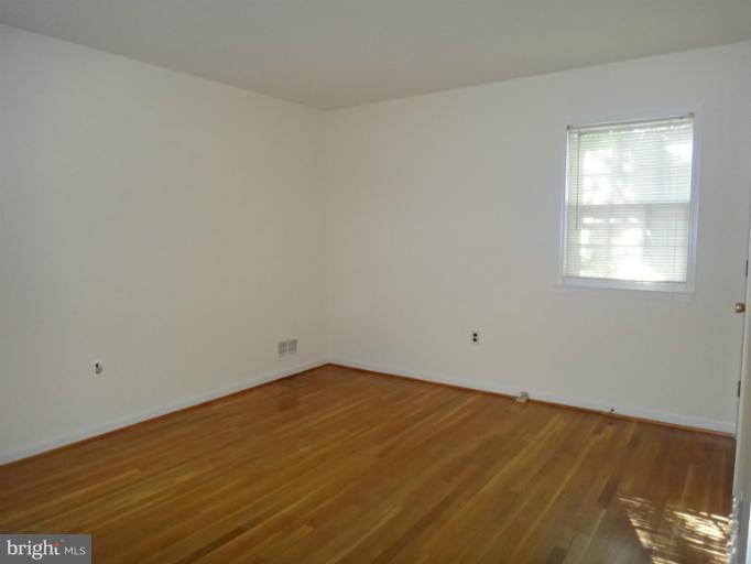 2801 Kingsway Road Fort Washington, MD 20744 - Photo 18 of 18 Bedroom (Master)