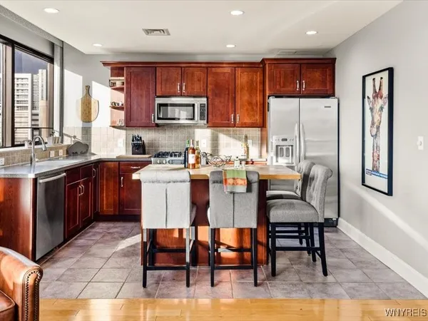 $334,900 | 610 Main Street, Unit 501, Buffalo, NY 14202