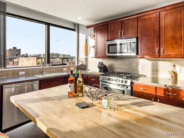$334,900 | 610 Main Street, Unit 501, Buffalo, NY 14202