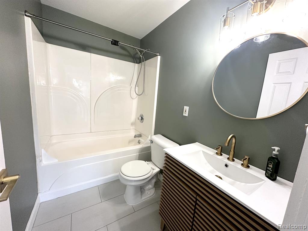 2120 Martin Road Ferndale, MI 48220 - Photo 9 of 13